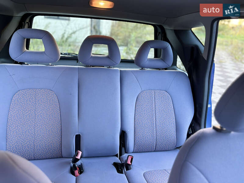 Хэтчбек Mercedes-Benz A-Class 2000 в Буске