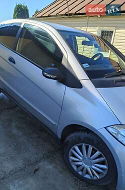 Хэтчбек Mercedes-Benz A-Class 2006 в Полонном