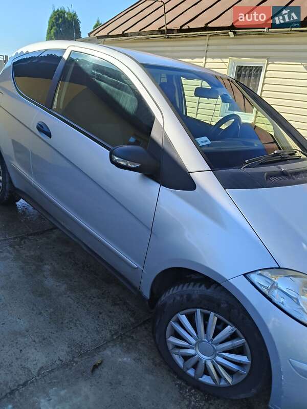 Хэтчбек Mercedes-Benz A-Class 2006 в Полонном фото 6 Хэтчбек Mercedes-Benz A-Class 2006 в Полонном