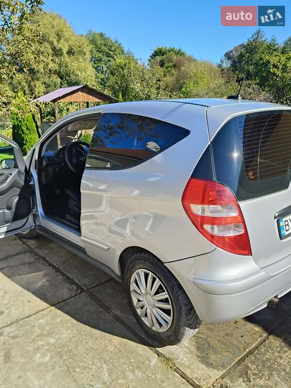 Хэтчбек Mercedes-Benz A-Class 2006 в Полонном фото 10 Хэтчбек Mercedes-Benz A-Class 2006 в Полонном