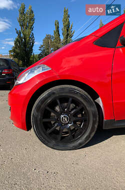 Хэтчбек Mercedes-Benz A-Class 2010 в 