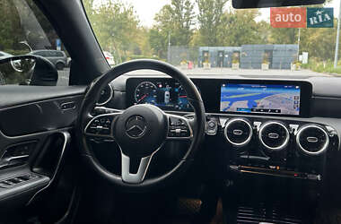 Хэтчбек Mercedes-Benz A-Class 2021 в 
