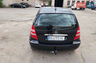 Хэтчбек Mercedes-Benz A-Class 2005 в 