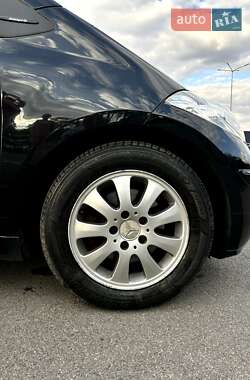 Хэтчбек Mercedes-Benz A-Class 2006 в 