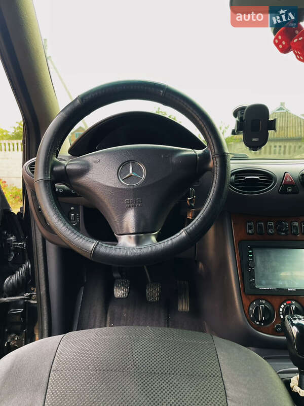 Хетчбек Mercedes-Benz A-Class 2001 в Києві фото 10 Хетчбек Mercedes-Benz A-Class 2001 в Києві