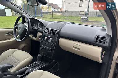 Хэтчбек Mercedes-Benz A-Class 2006 в  фото 13 Хэтчбек Mercedes-Benz A-Class 2006 в