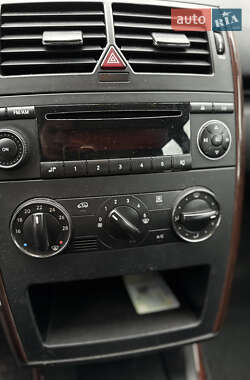 Хэтчбек Mercedes-Benz A-Class 2007 в 