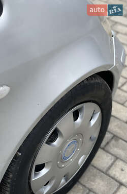 Хэтчбек Mercedes-Benz A-Class 2001 в 