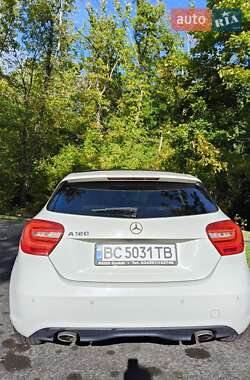 Хэтчбек Mercedes-Benz A-Class 2015 в 