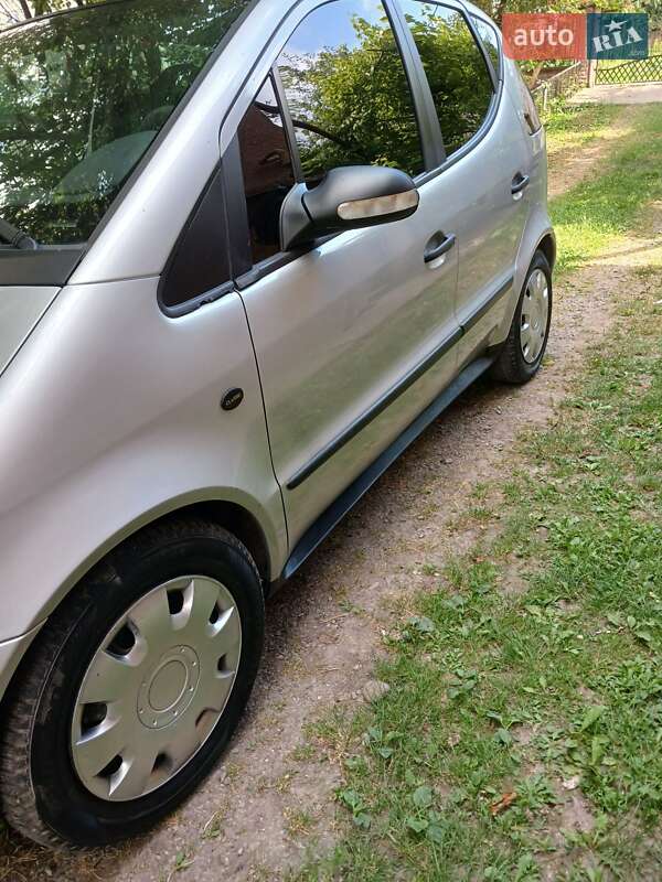 Хэтчбек Mercedes-Benz A-Class 2003 в Монастыриске