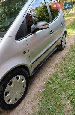 Хэтчбек Mercedes-Benz A-Class 2003 в 