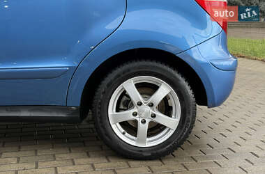 Хэтчбек Mercedes-Benz A-Class 2008 в 