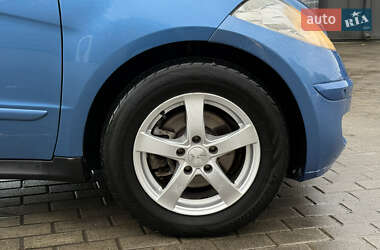 Хэтчбек Mercedes-Benz A-Class 2008 в 