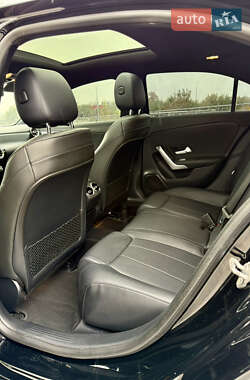 Седан Mercedes-Benz A-Class 2021 в 
