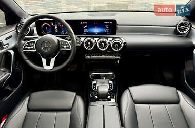 Седан Mercedes-Benz A-Class 2021 в 