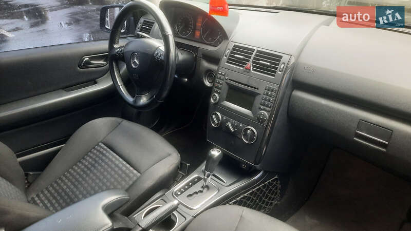 Хэтчбек Mercedes-Benz A-Class 2010 в Киеве