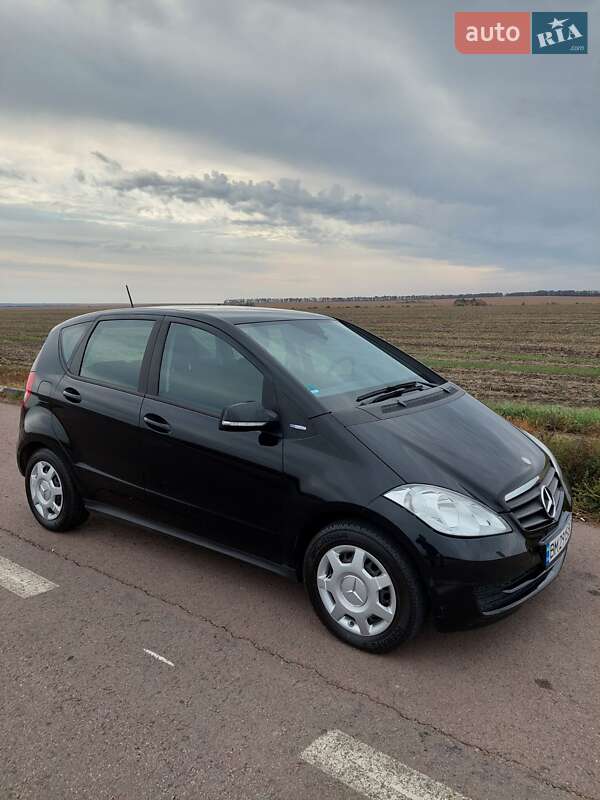 Хэтчбек Mercedes-Benz A-Class 2010 в Ахтырке фото 14 Хэтчбек Mercedes-Benz A-Class 2010 в Ахтырке