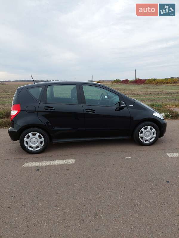 Хэтчбек Mercedes-Benz A-Class 2010 в Ахтырке фото 20 Хэтчбек Mercedes-Benz A-Class 2010 в Ахтырке