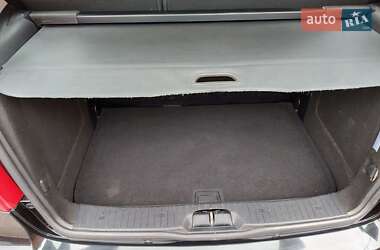 Хетчбек Mercedes-Benz A-Class 2010 в 