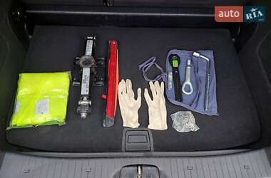 Хетчбек Mercedes-Benz A-Class 2010 в 