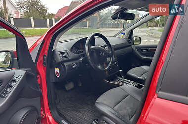 Хэтчбек Mercedes-Benz A-Class 2011 в 
