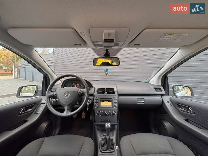 Хэтчбек Mercedes-Benz A-Class 2011 в Каменском