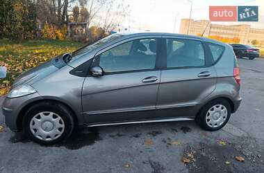 Хэтчбек Mercedes-Benz A-Class 2005 в 