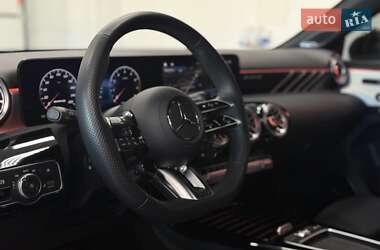Хетчбек Mercedes-Benz A-Class 2023 в 