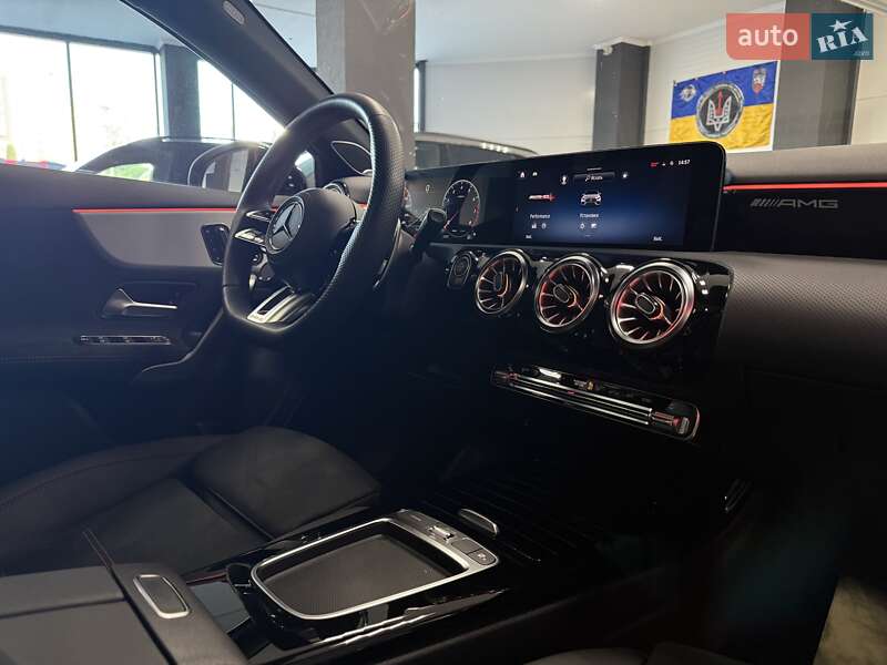 Хэтчбек Mercedes-Benz A-Class 2023 в Тернополе