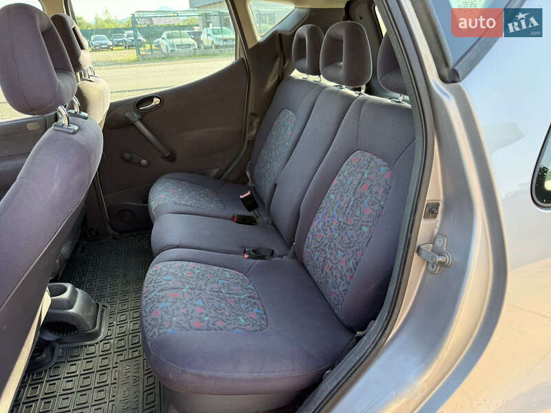 Хэтчбек Mercedes-Benz A-Class 2000 в Хусте