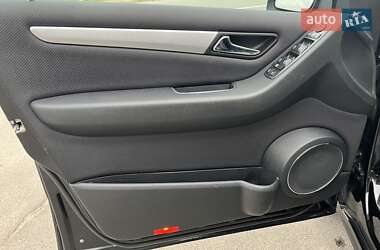 Хетчбек Mercedes-Benz A-Class 2010 в 