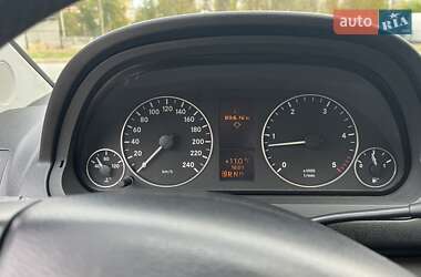 Хетчбек Mercedes-Benz A-Class 2010 в 