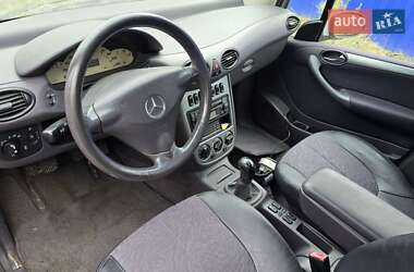 Хетчбек Mercedes-Benz A-Class 2004 в  фото 5 Хетчбек Mercedes-Benz A-Class 2004 в