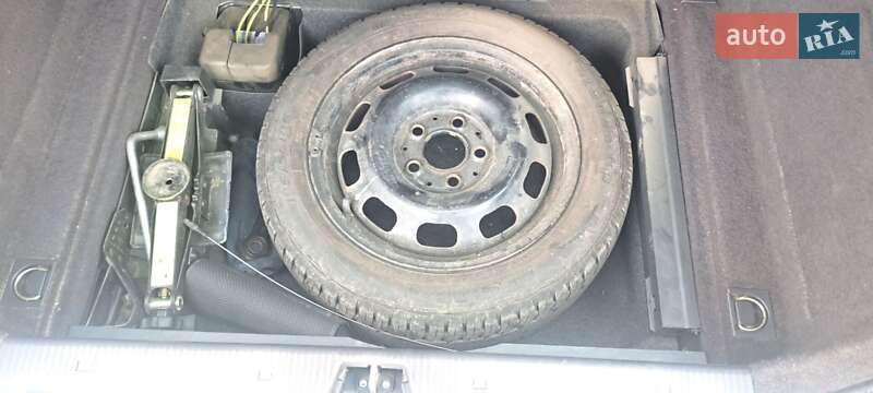 Хэтчбек Mercedes-Benz A-Class 2001 в Рахове фото 3 Хэтчбек Mercedes-Benz A-Class 2001 в Рахове