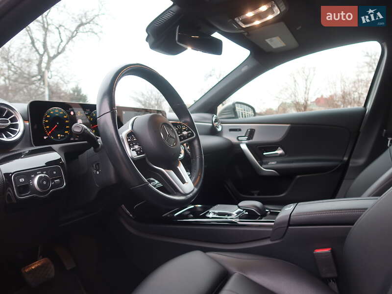 Седан Mercedes-Benz A-Class 2019 в Одессе