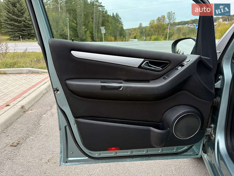 Хэтчбек Mercedes-Benz A-Class 2006 в Тернополе фото 25 Хэтчбек Mercedes-Benz A-Class 2006 в Тернополе