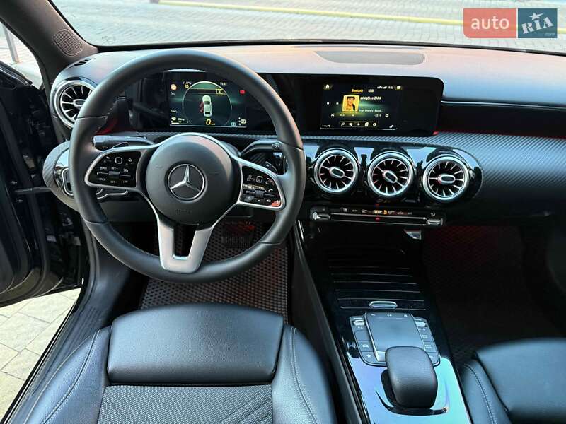 Седан Mercedes-Benz A-Class 2020 в Львові фото 32 Седан Mercedes-Benz A-Class 2020 в Львові