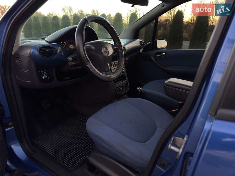 Хэтчбек Mercedes-Benz A-Class 2001 в Черновцах фото 20 Хэтчбек Mercedes-Benz A-Class 2001 в Черновцах