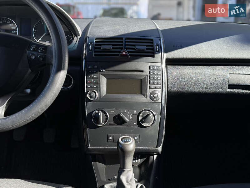 Хетчбек Mercedes-Benz A-Class 2009 в Одесі фото 41 Хетчбек Mercedes-Benz A-Class 2009 в Одесі