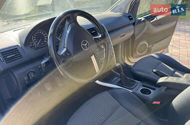 Хетчбек Mercedes-Benz A-Class 2004 в  фото 12 Хетчбек Mercedes-Benz A-Class 2004 в