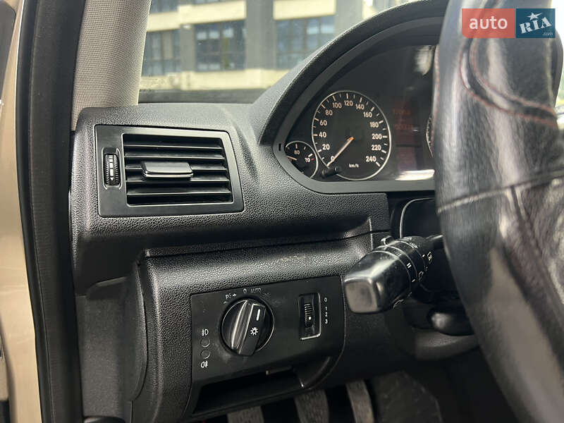 Хетчбек Mercedes-Benz A-Class 2005 в Івано-Франківську фото 20 Хетчбек Mercedes-Benz A-Class 2005 в Івано-Франківську