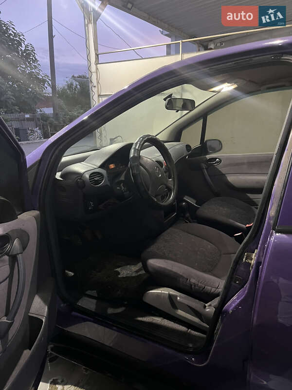 Хэтчбек Mercedes-Benz A-Class 2000 в Иваничах фото 14 Хэтчбек Mercedes-Benz A-Class 2000 в Иваничах