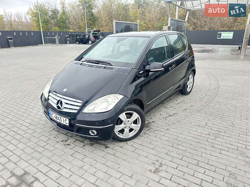 Хетчбек Mercedes-Benz A-Class 2009 в Києві фото 2 Хетчбек Mercedes-Benz A-Class 2009 в Києві