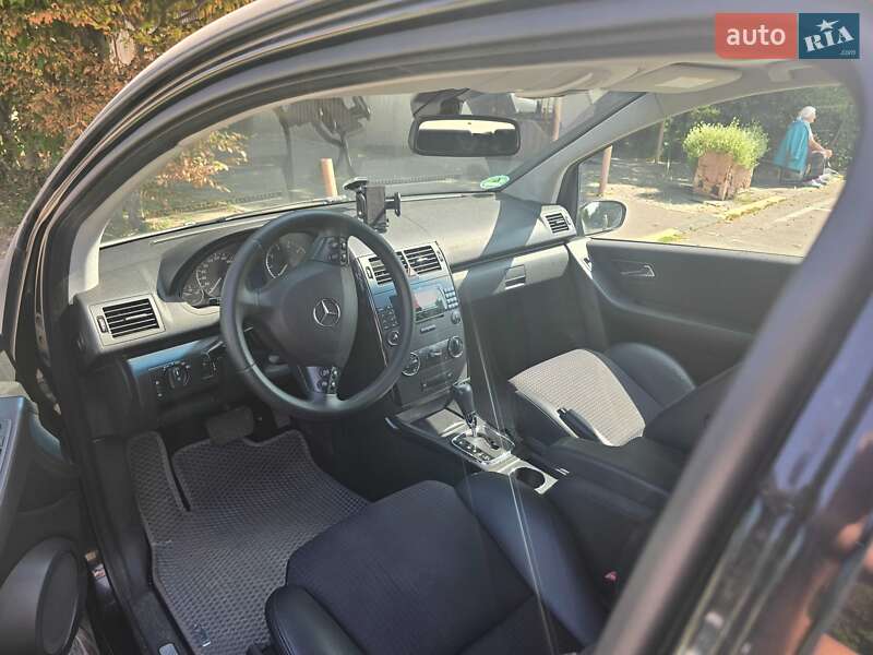 Хэтчбек Mercedes-Benz A-Class 2007 в Киеве фото 3 Хэтчбек Mercedes-Benz A-Class 2007 в Киеве
