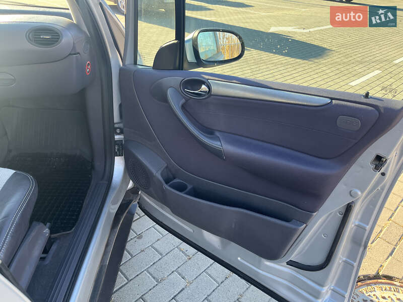 Хэтчбек Mercedes-Benz A-Class 2003 в Дрогобыче фото 22 Хэтчбек Mercedes-Benz A-Class 2003 в Дрогобыче