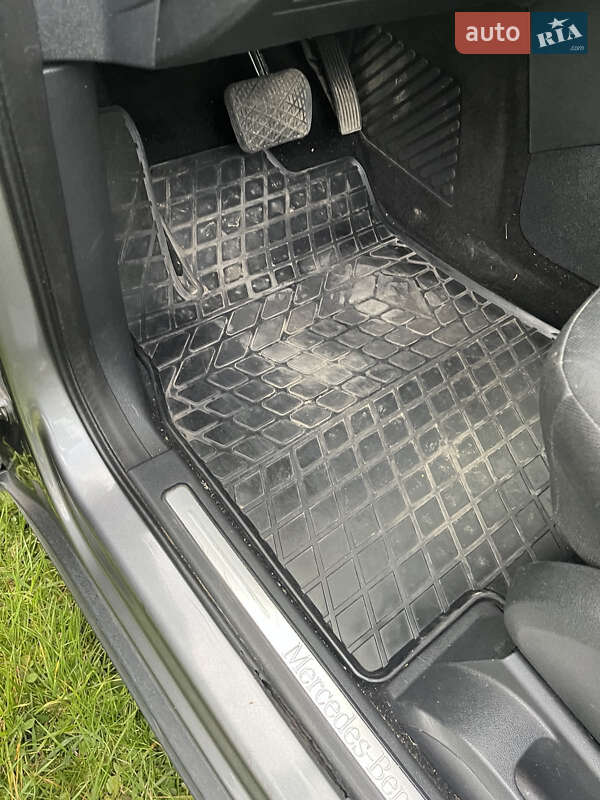 Хэтчбек Mercedes-Benz A-Class 2011 в Коломые фото 25 Хэтчбек Mercedes-Benz A-Class 2011 в Коломые