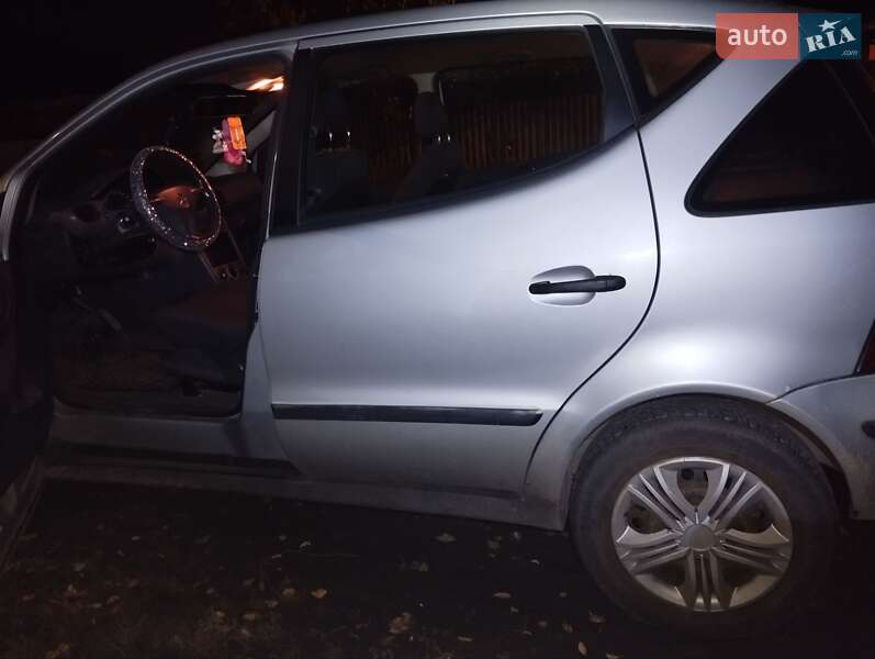 Хэтчбек Mercedes-Benz A-Class 2003 в Харькове