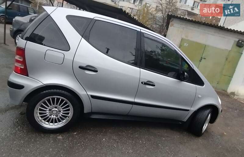 Хэтчбек Mercedes-Benz A-Class 2002 в Одессе фото 5 Хэтчбек Mercedes-Benz A-Class 2002 в Одессе