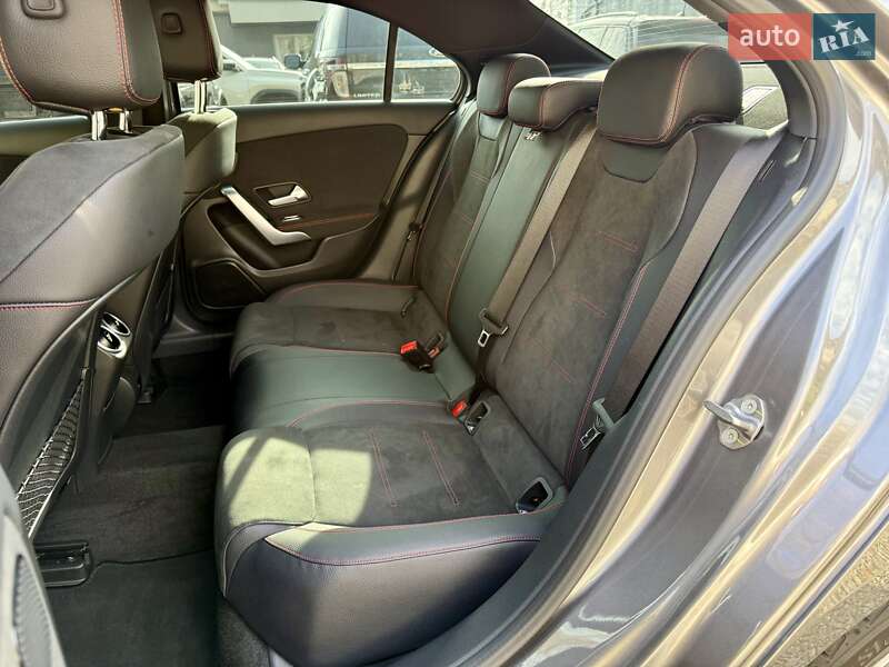 Седан Mercedes-Benz A-Class 2018 в Харькове фото 9 Седан Mercedes-Benz A-Class 2018 в Харькове