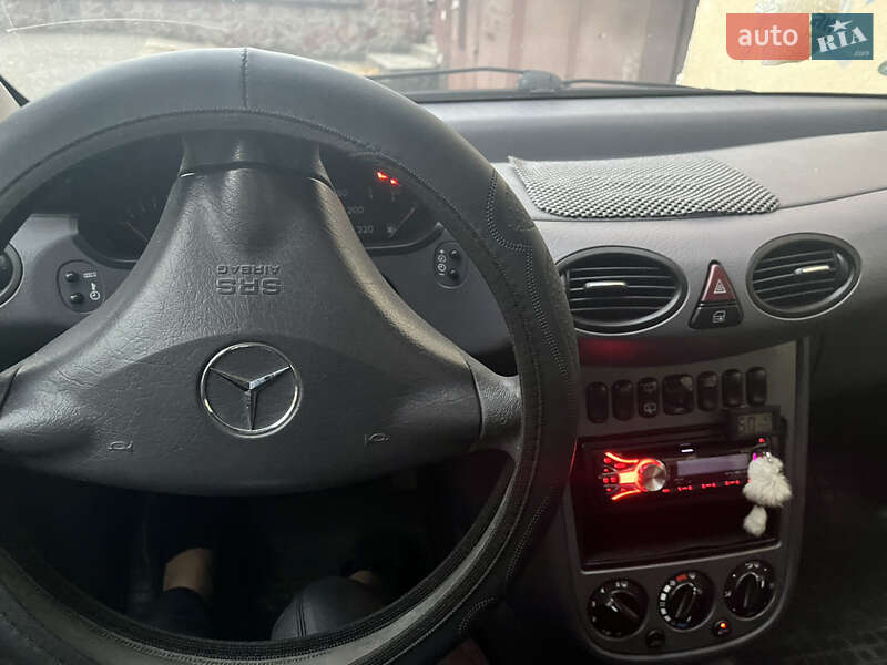Хэтчбек Mercedes-Benz A-Class 2004 в Ивано-Франковске фото 7 Хэтчбек Mercedes-Benz A-Class 2004 в Ивано-Франковске